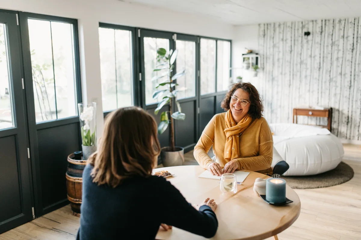 Consultation de naturopathie dans le cabinet de Stéphanie
